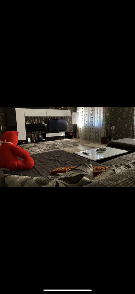 Casa de vanzare  mobilata si echipata complet ..
