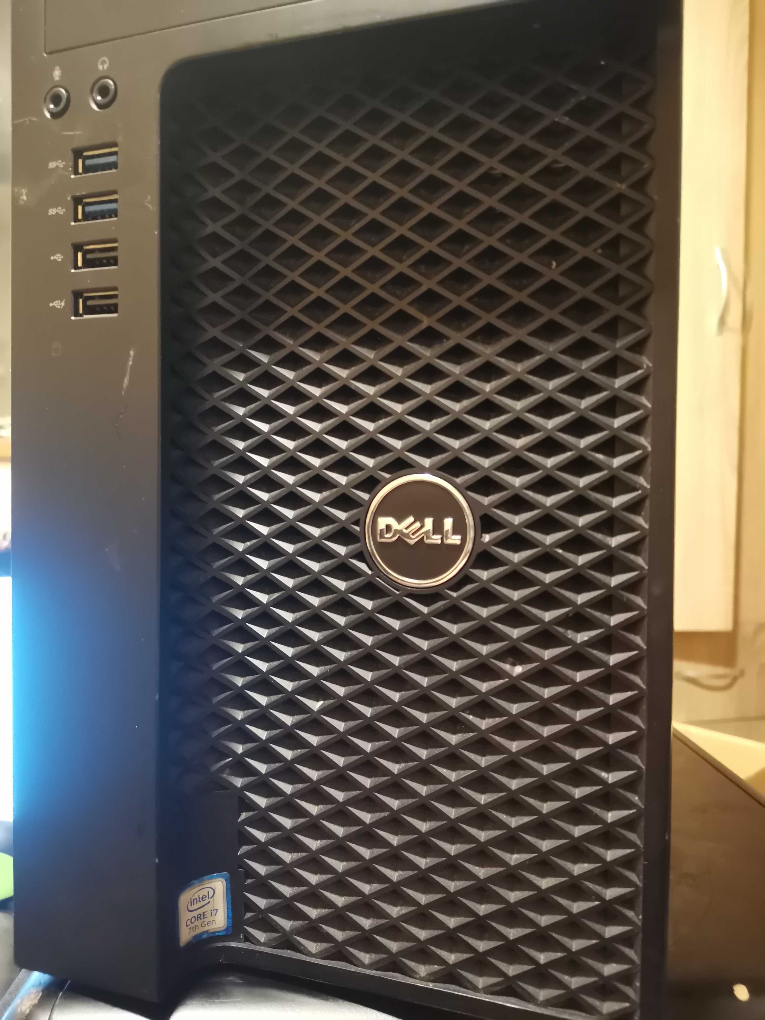 Dell Precision 3620/i7 7700 16gb ddr4/2gb video/SSD 256