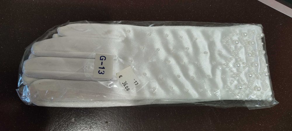 Дамски сатенени ръкавици