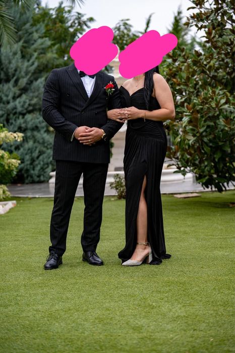 Rochie neagra cu sclipici nașă Paula Richi