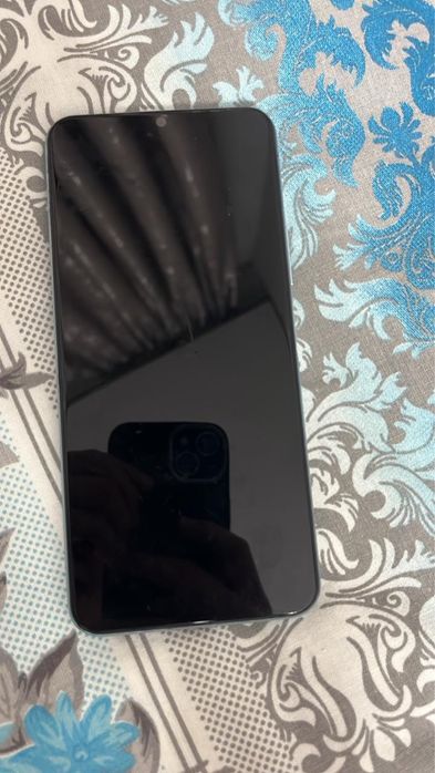 Продам телефон vivo Y21