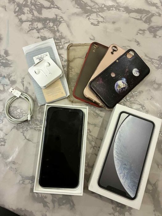 Vand Iphone XR 64 GB Sanatatea bateriei este 78%