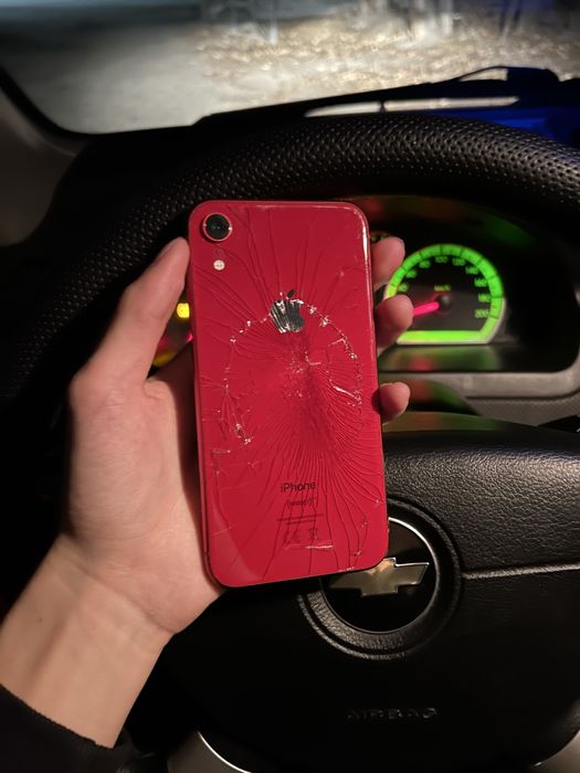Продам Айфон XR 64gb 78%