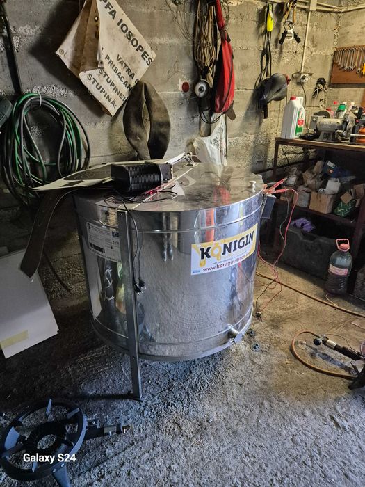 echipamente apicole konigin