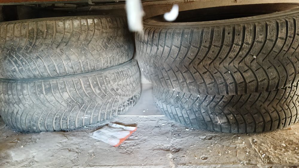 Продам шины Michelin