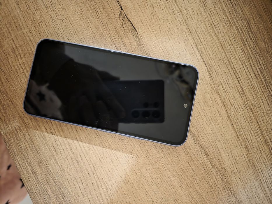Продавам Samsung А54