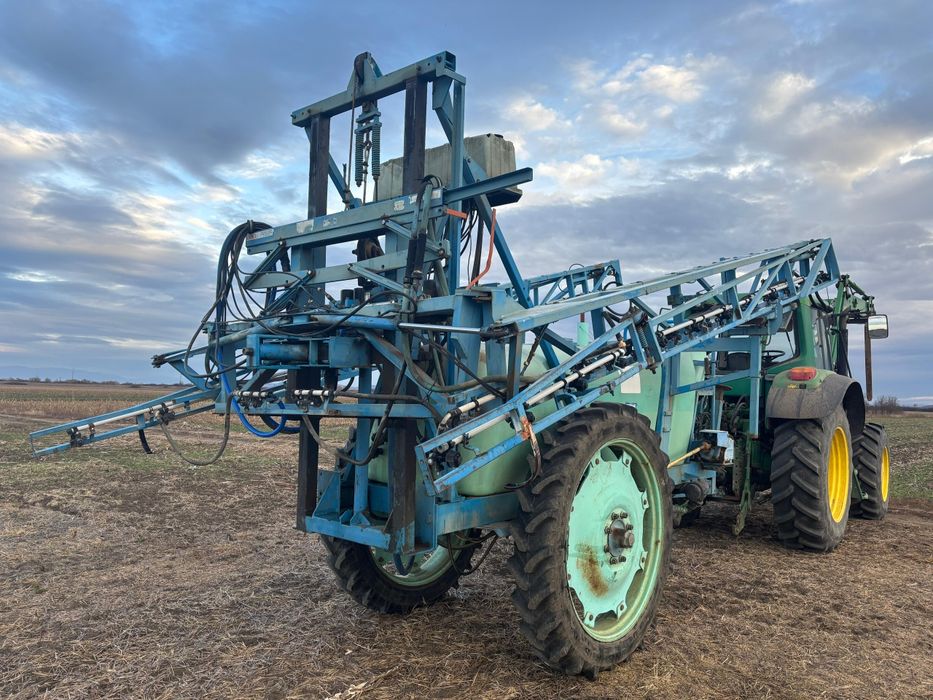 Instalatie de erbicidat berthoud  24m  2500litri  met ,erbicidator