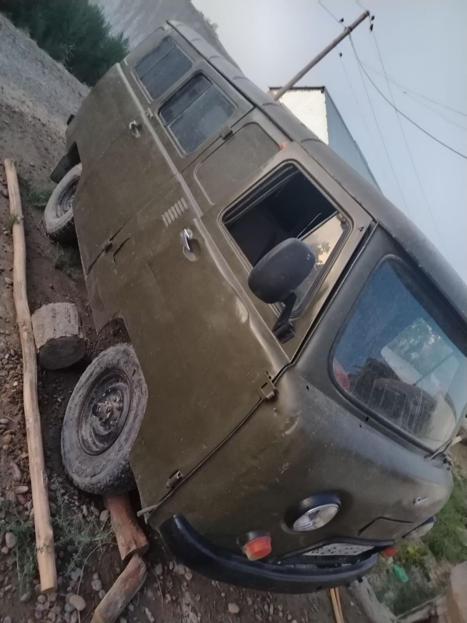 Yonadi ishlaydi xolati o'rtacha