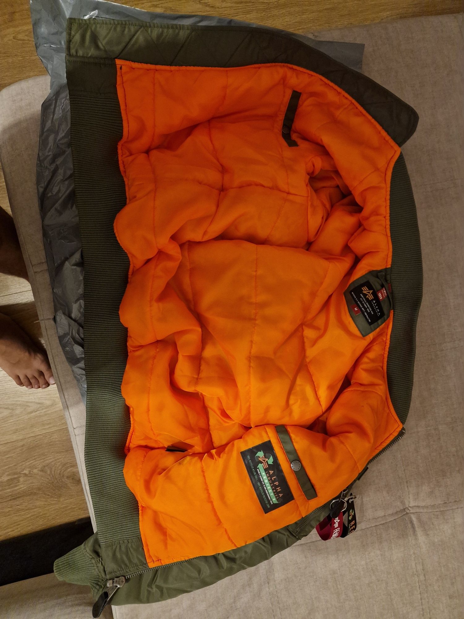 Преходно яке - бомбър - Alpha Industries