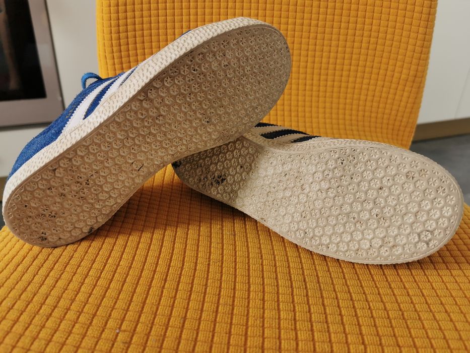 Adidași Gazelle Adidas marimea 33