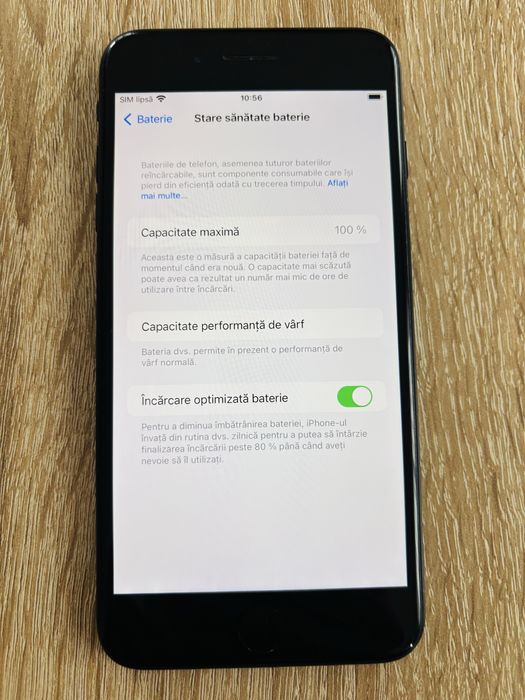 Vand iphone 7 plus in stare buna