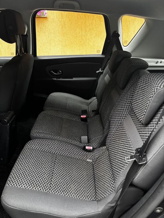Renault Scenic 2011