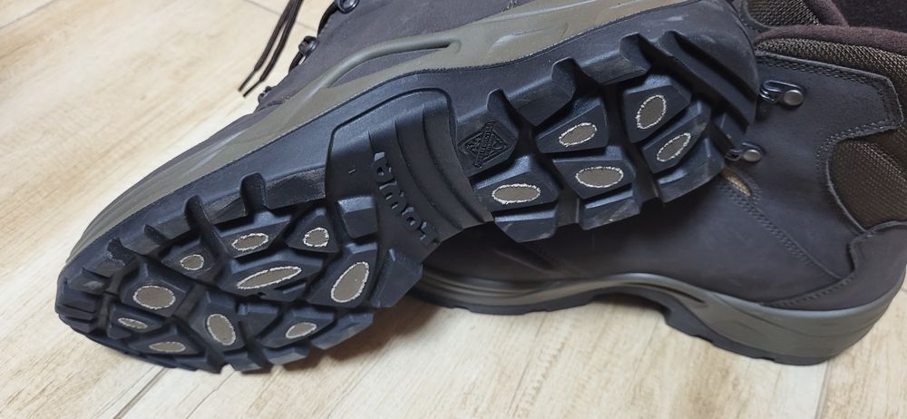 Lowa Goretex туристически мъжки обувки