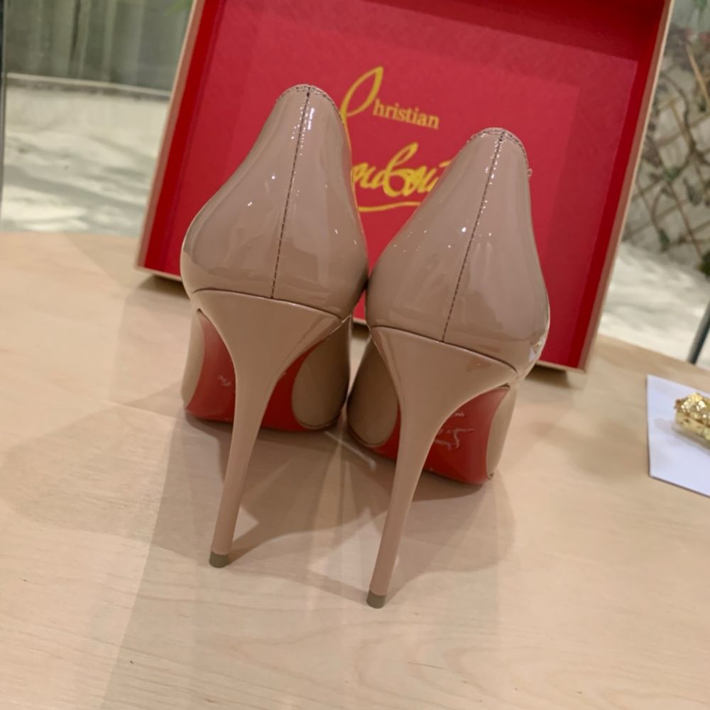 Pantofi Christian Louboutin 35-42