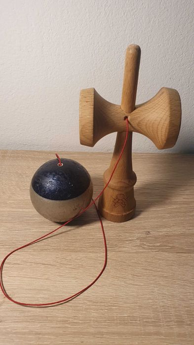 Vand/schimb kendama sweet
