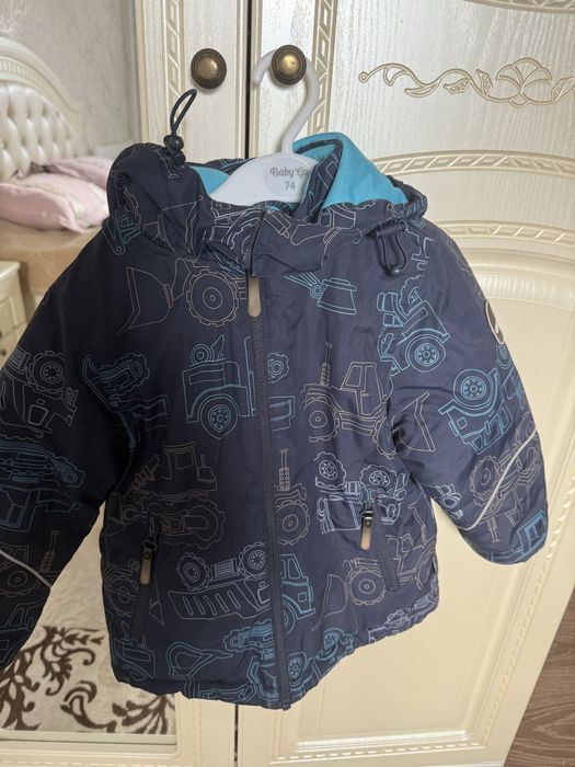 Продам зимнюю куртку crockid