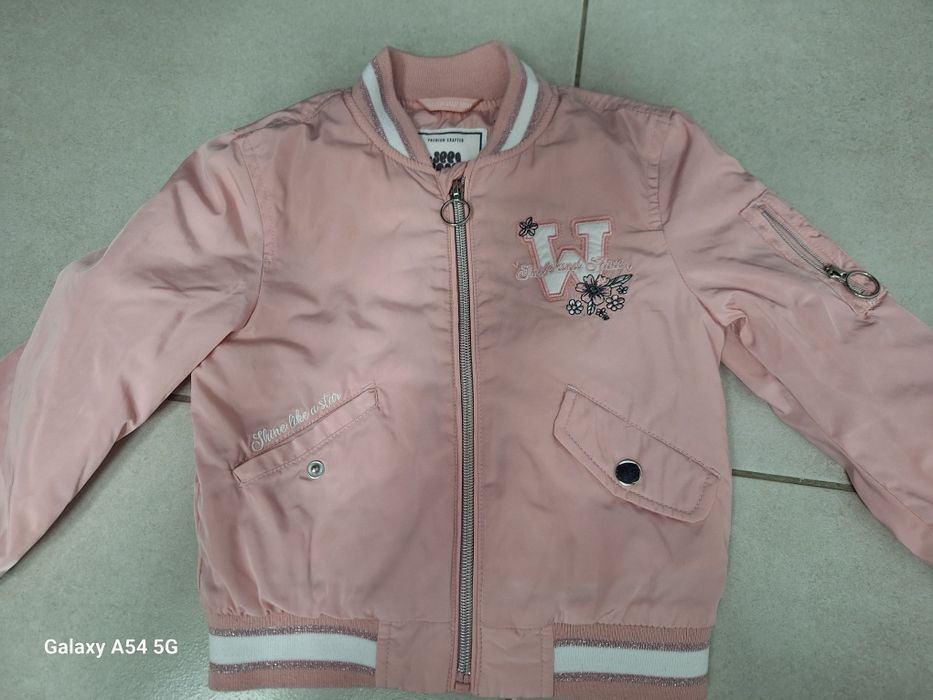 Geaca fetita, câteva purtari.