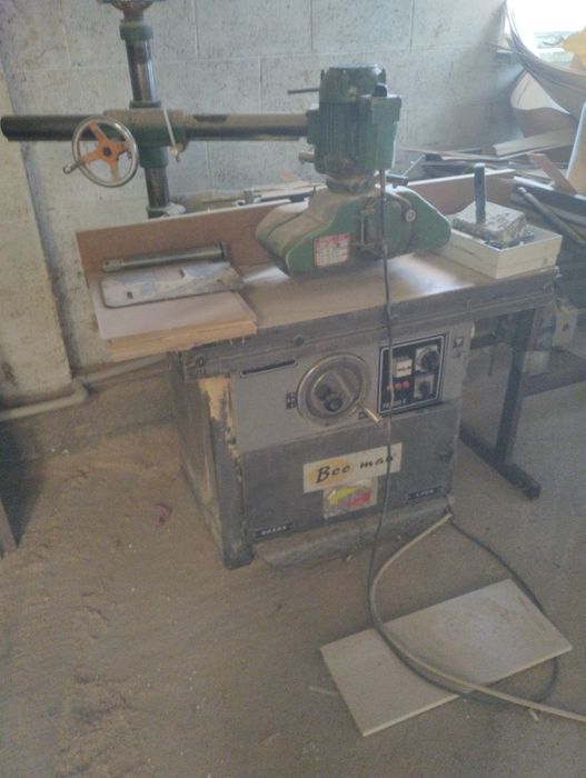 Продам фрезерный станок