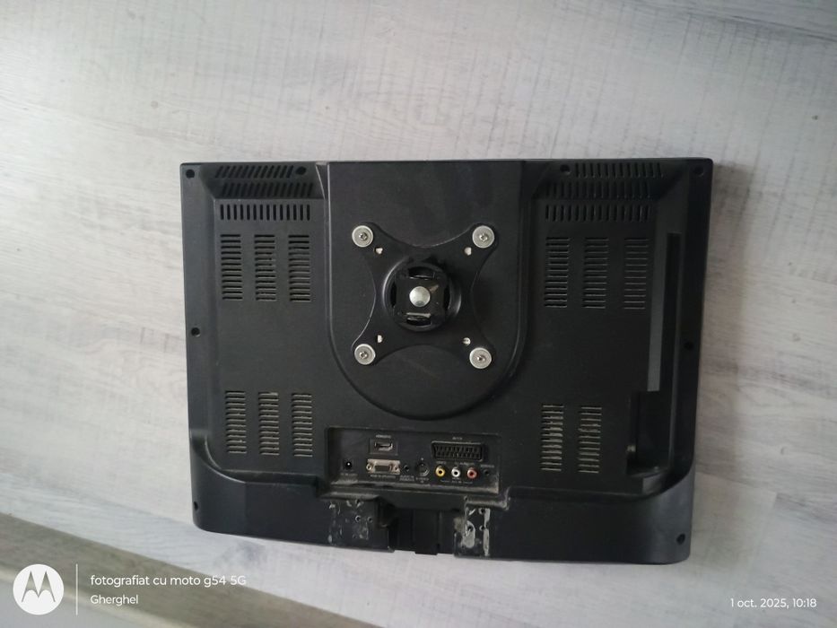 Tv LCD model PURE