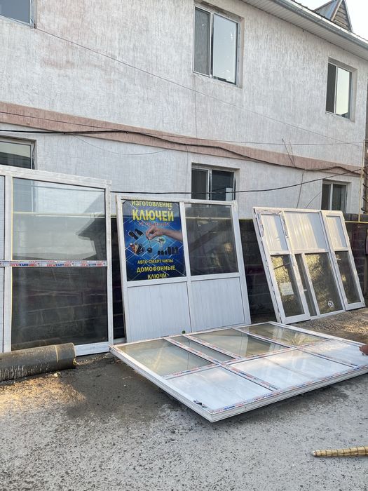 Срочно продам пластиковый бутик