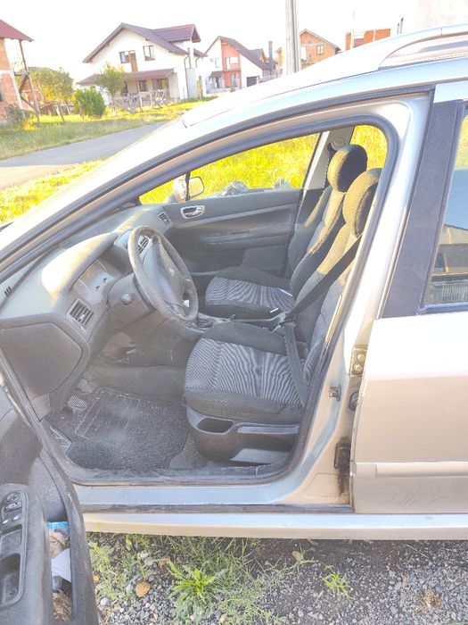 Pentru rabla sau dezmembrat Peugeot 307 SW
