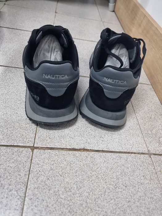 Мъжки маратонки 43