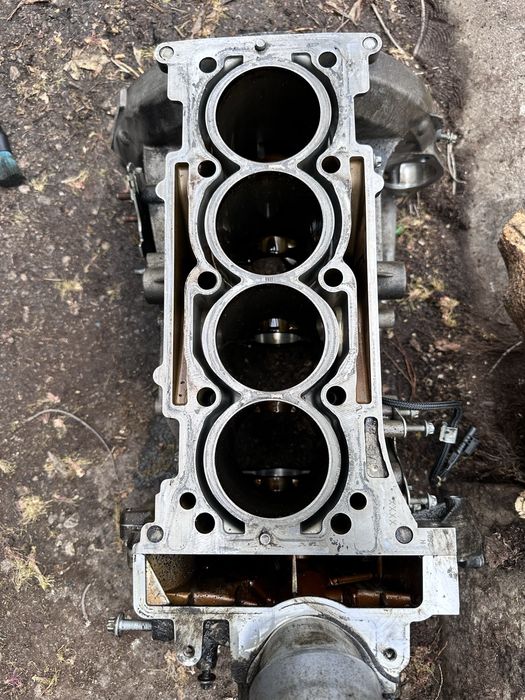 Двигател на части M274 Мерцедес 2 литра бензин