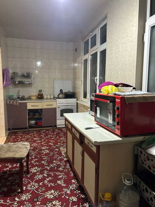 Продается 5 ти комнатная квартира,Район Сергели 6,Ресторан Мерос, 0837