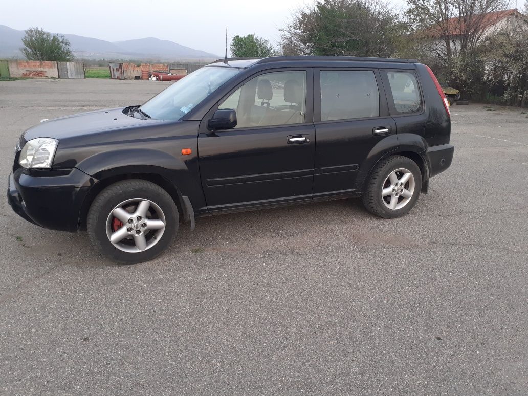 Nisan x-trail 2,5 gaz