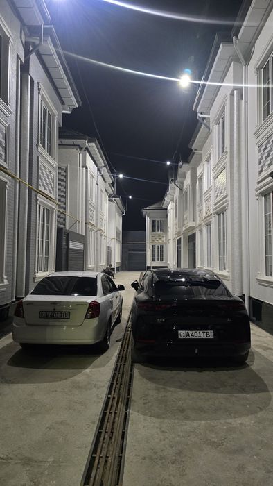 Продаётся Коттедж Кибрай Набережные Сотилади Участок 95000$.