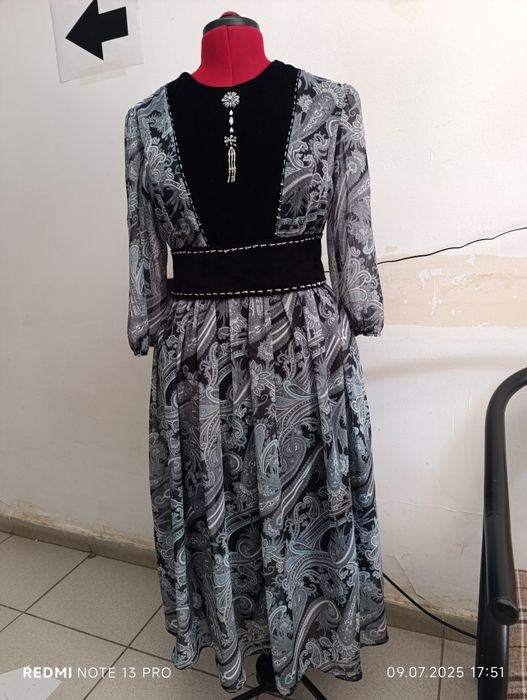 Принимаю заказы на пошив и реставрацию одежды