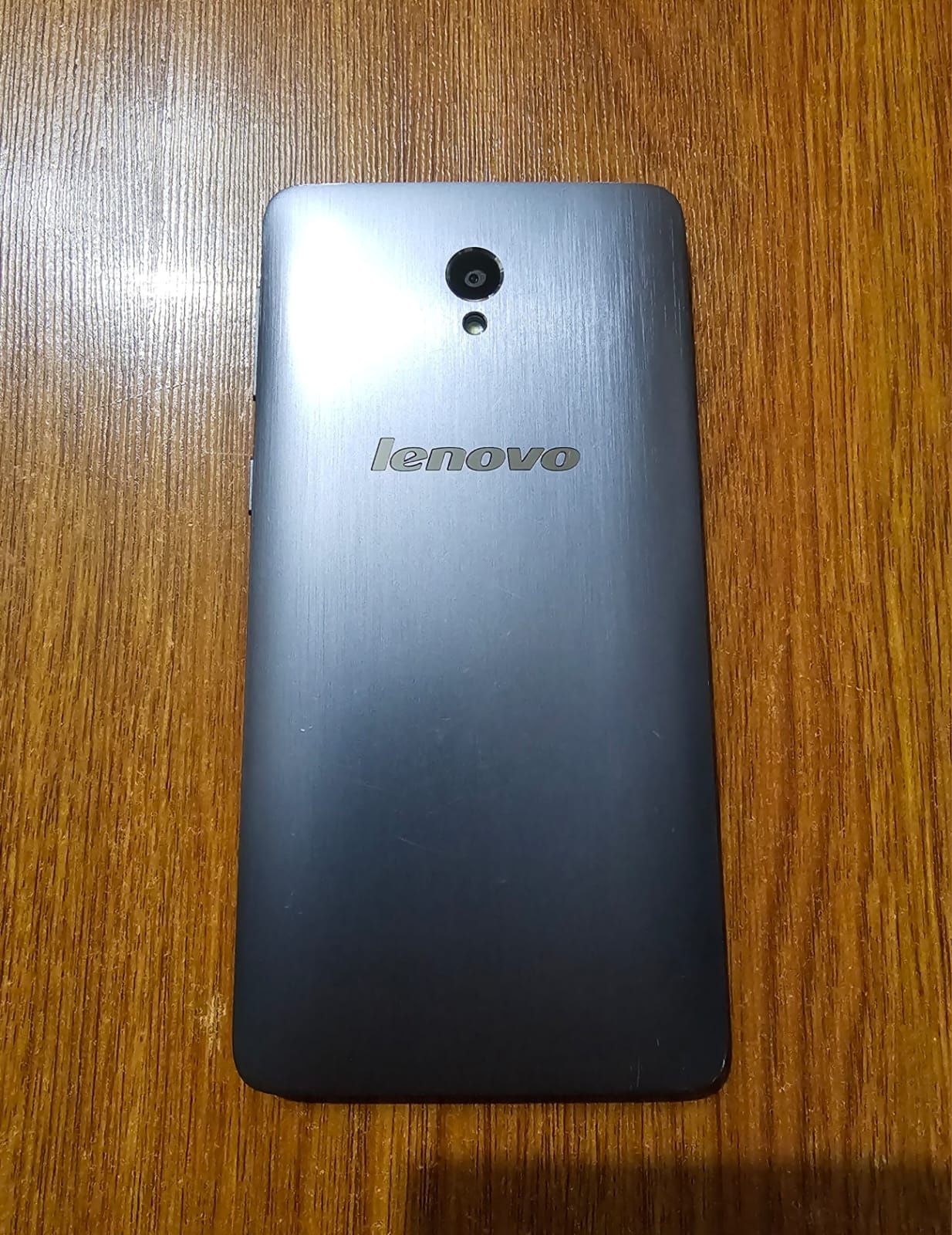 Телефон Lenovo S 860
