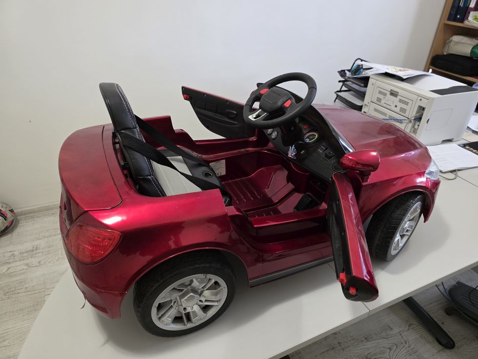 Акомулаторна кола Mercedes