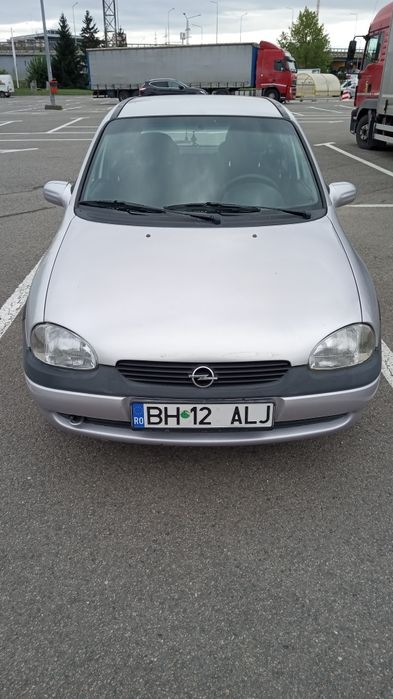 Opel CORSA b 1.2 benzina din anul 2000