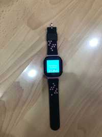 Smartwatch , display digital, cu cartela sim,gps,camera foto