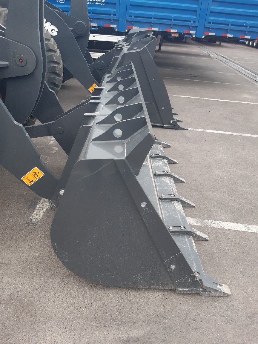 XCMG погрузчик LW300FN 1.8 куб янги 2025 версия сотувда тайёри
