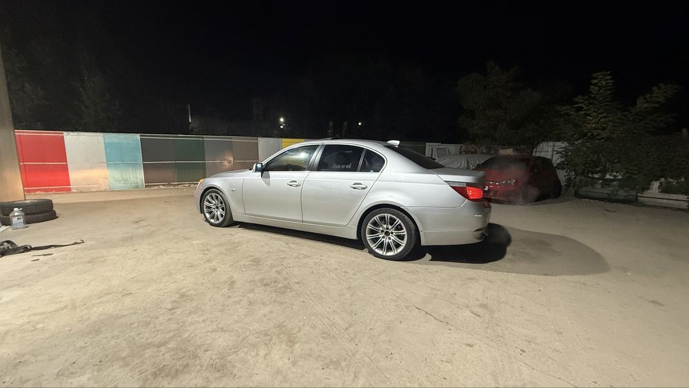 Vand Bmw e60 525i automat