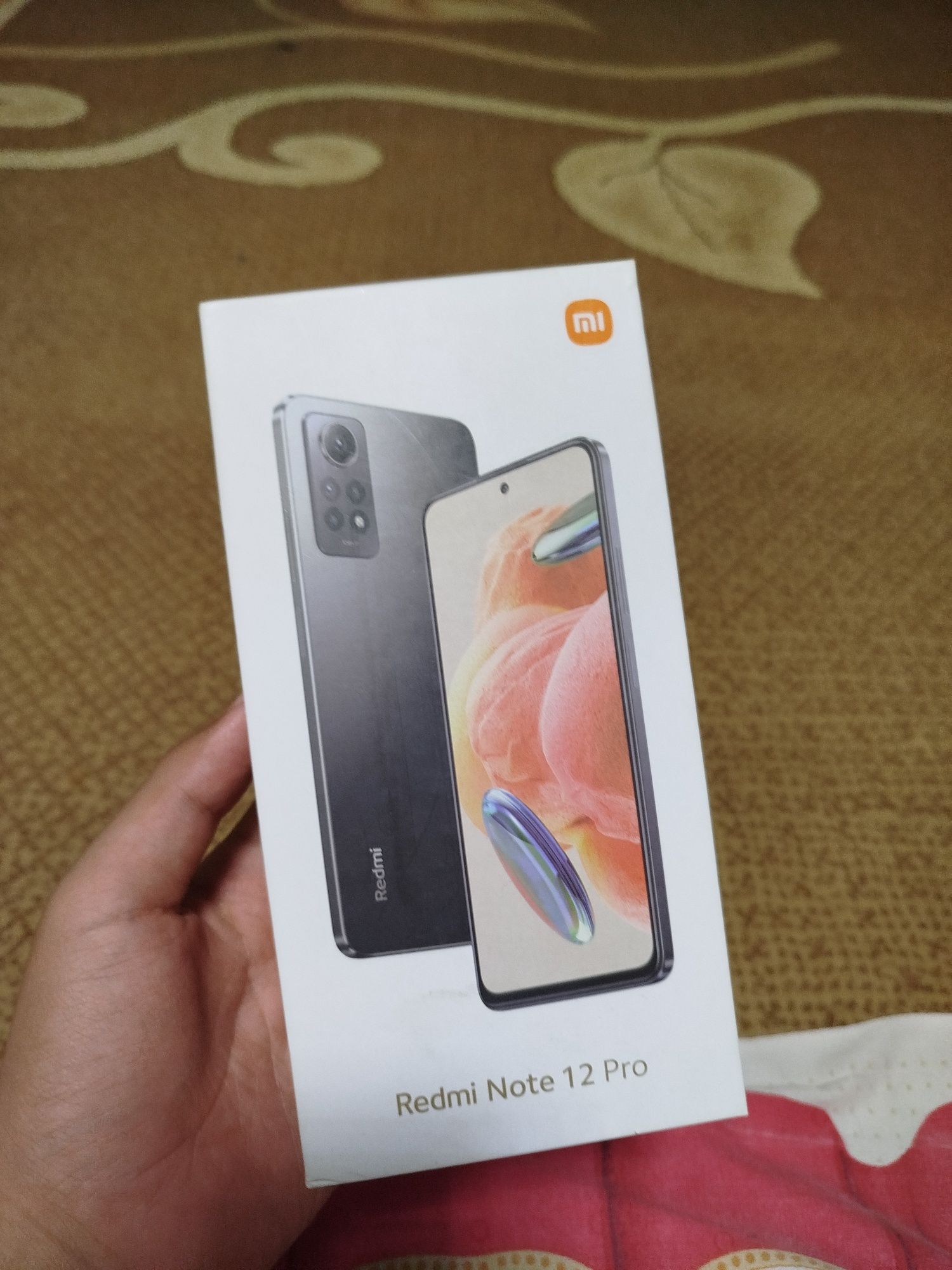 Redmi note 12pro  ekran almashgan karob ka dakument bor