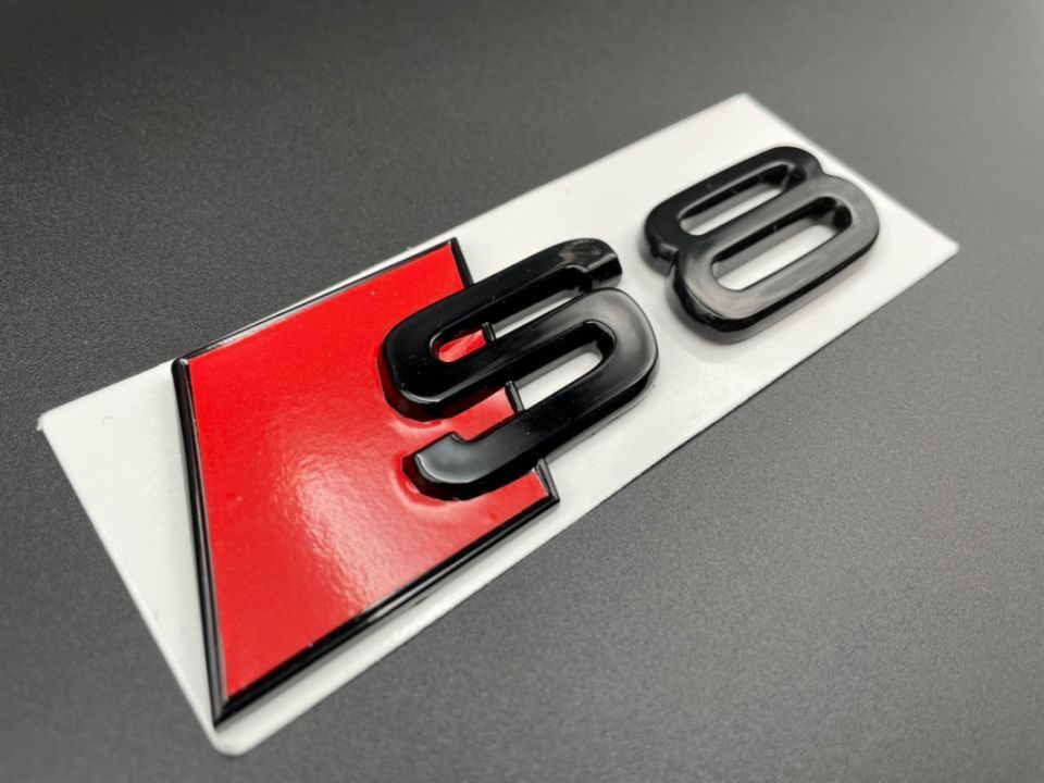 Set embleme Premium Audi S8 Negru / Roșu