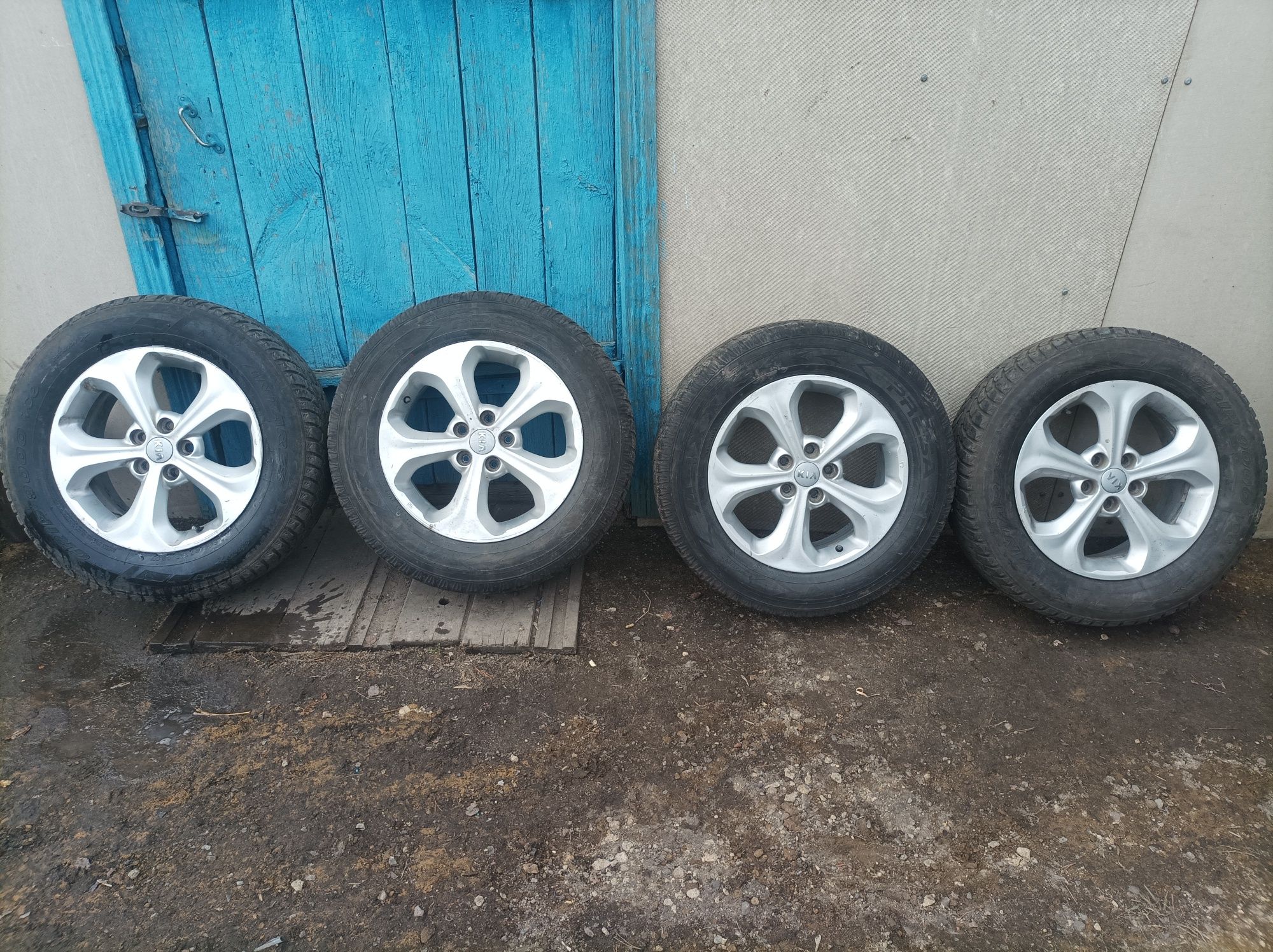 Продам диски R 17 в отличном состоянии