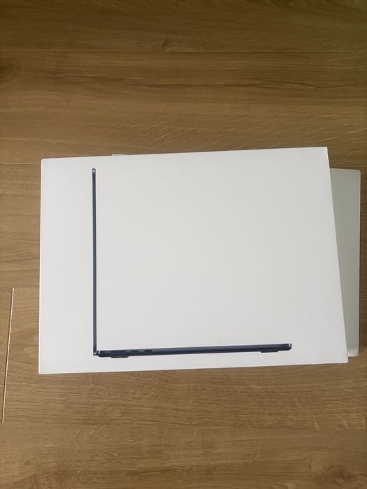 MacBook  Air 13 M4 Sigilate