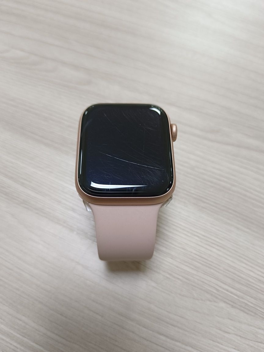 Apple Watch 6/44mm 60.000тг.Актив Маркет.