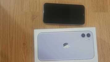 Iphone 11 Purple 128 GB, display spart