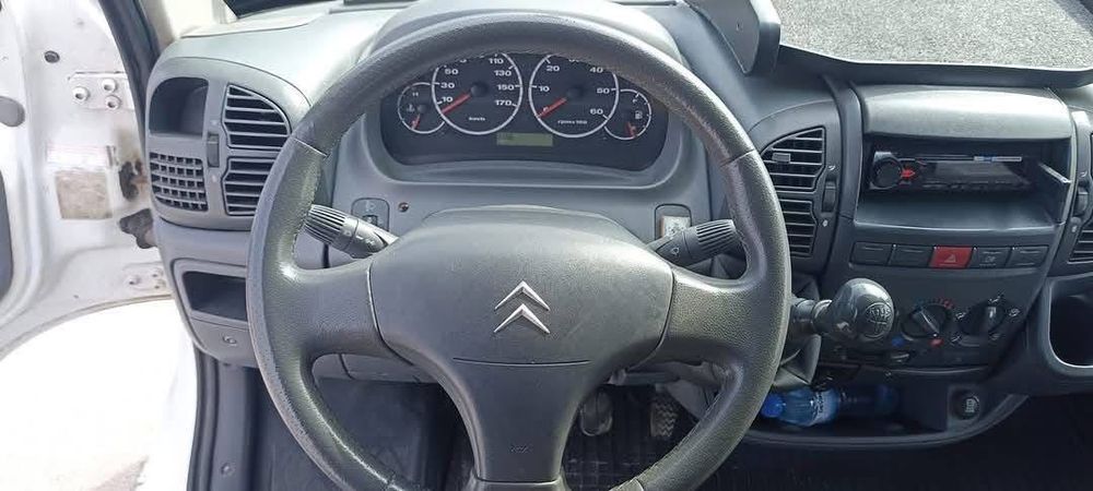 Продавам Пътна помощ Citroen jumper
