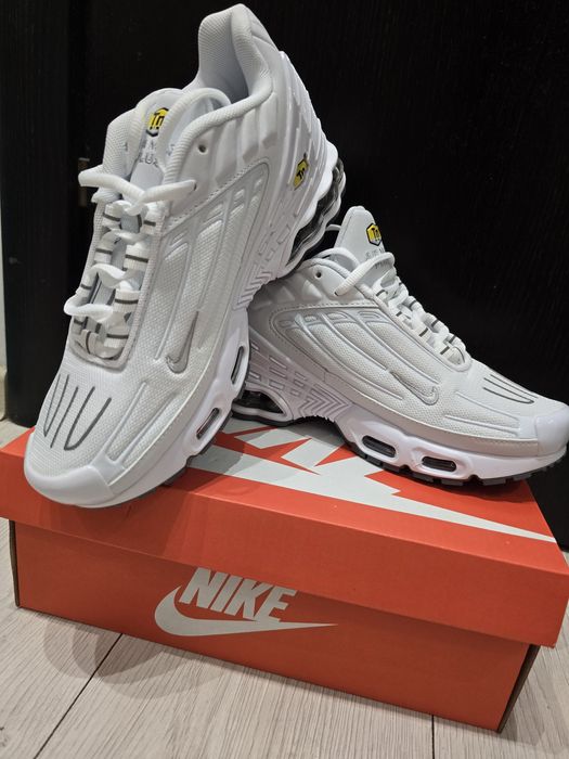 Nike Air max Tn Plus White  noi la cutie
