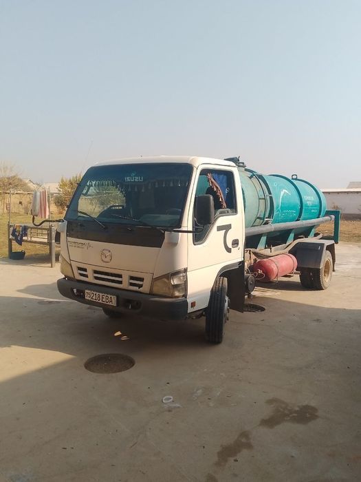 Isuzu suv mowin 2010