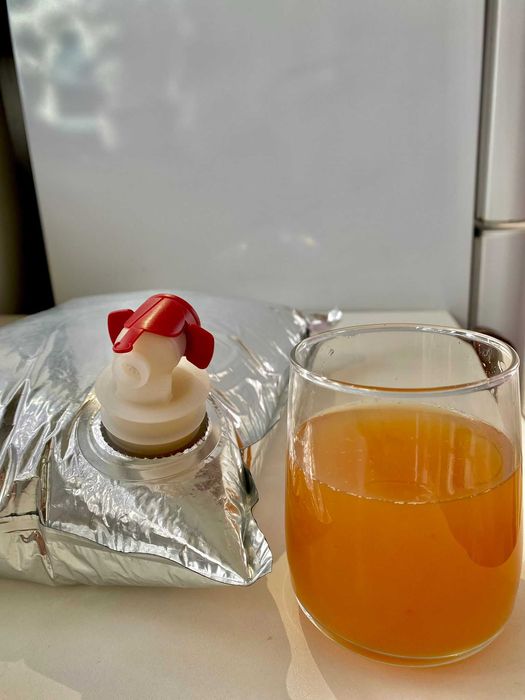 Suc de mere 100% natural