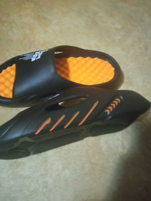 нови мъжки чехли 42-42,5