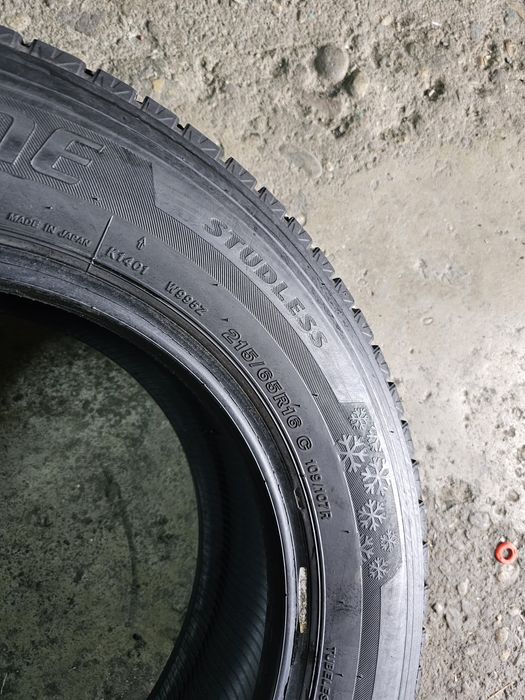 2 anvelope iarna 215 65 16C Bridgestone 8.4mm 2021