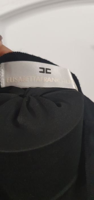 Compleu Eisabeta  Franchi